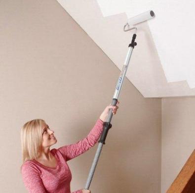 Как правильно красить потолки