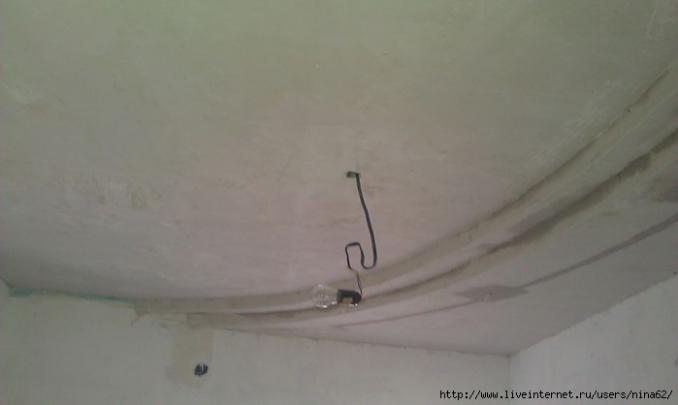 Узоры на потолке из пенопласта