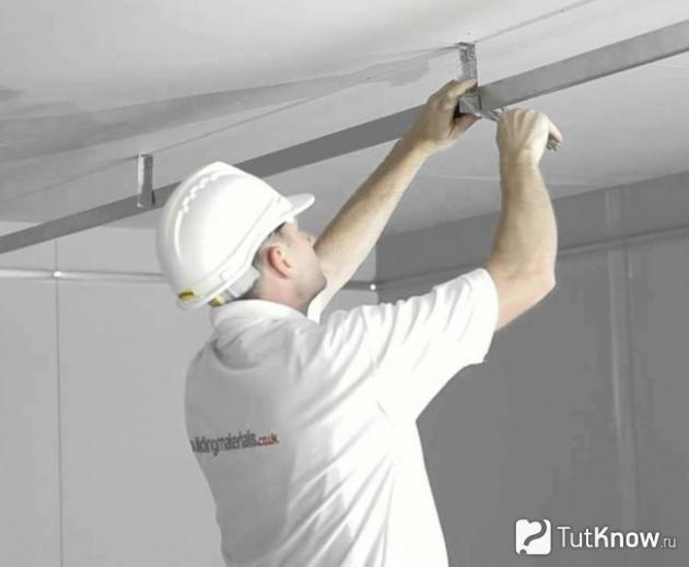 Как сделать шумоизоляцию потолка в квартире