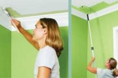 Как правильно красить потолок водоэмульсионной краской валиком
