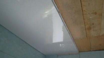 Навесные потолки в ванную комнату